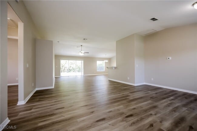 Building Photo - 3607 75th St W