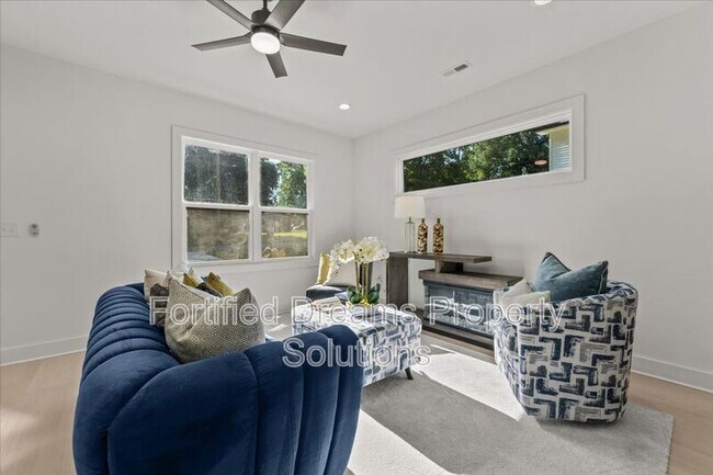 Foto del edificio - 210 S Carter St