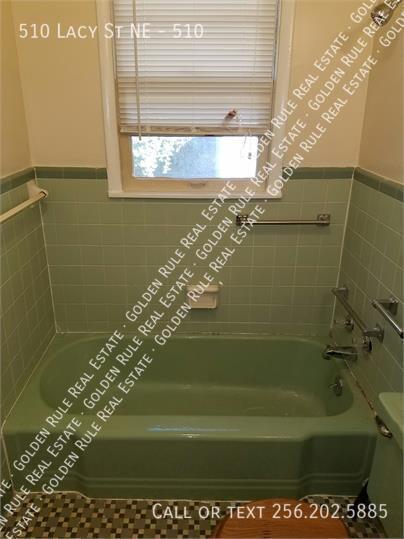 Foto del edificio - 510 Lacy St NE