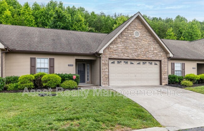 Building Photo - 5104 Cates Bend Way