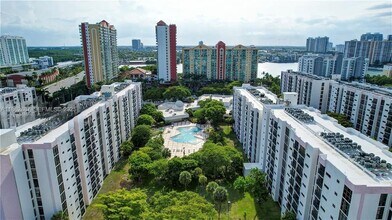 Building Photo - 17021 N Bay Rd