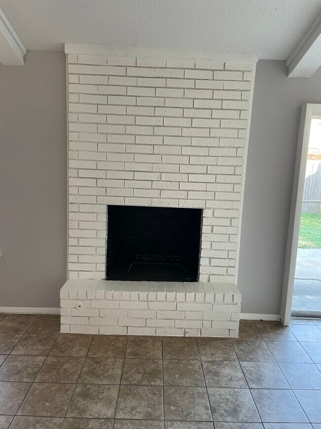 Foto del edificio - Duplex - Stunning 3 bedroom 2 bath