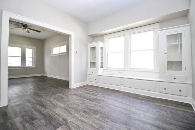 Foto del edificio - Single Family Home 2 beds 1 bath FOR RENT