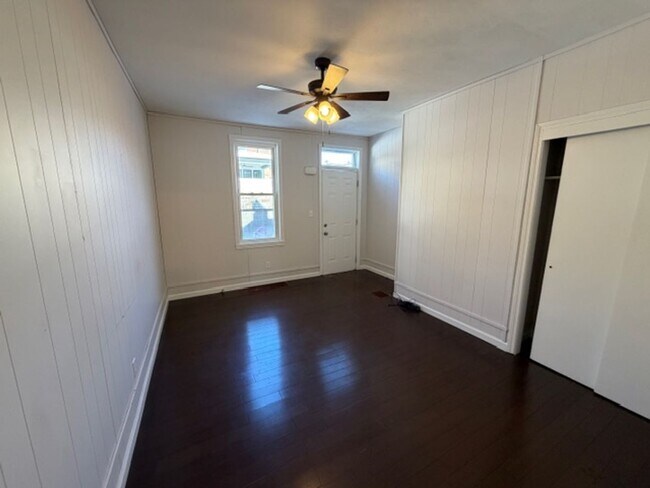 Foto del edificio - Beautiful Home for Rent With Some Utilities Included