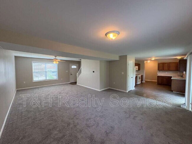 Building Photo - 2308 Lappin Ct