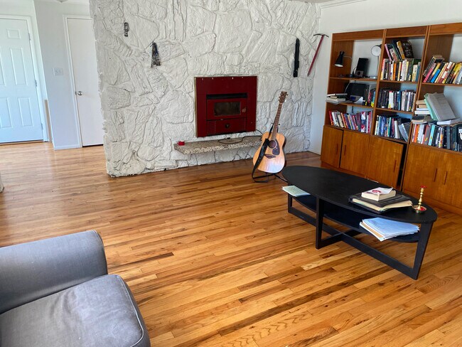 Foto del edificio - 1455 E 8425 S