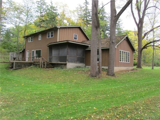 Foto del edificio - 1028 E Main St