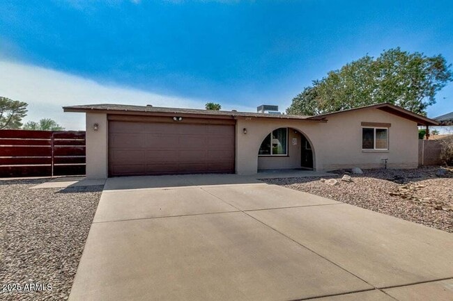 Building Photo - 1744 S Don Luis Cir