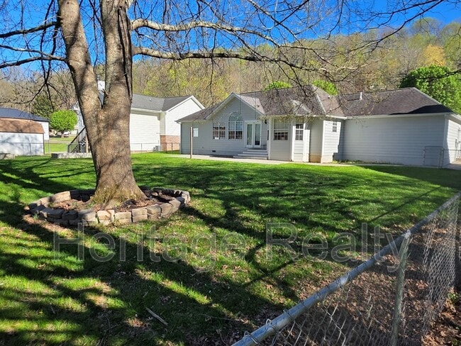 Photo - 5509 Springridge Ln House