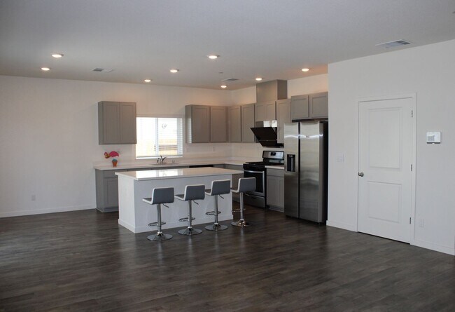 Foto del edificio - 9177 Farmstead Cir