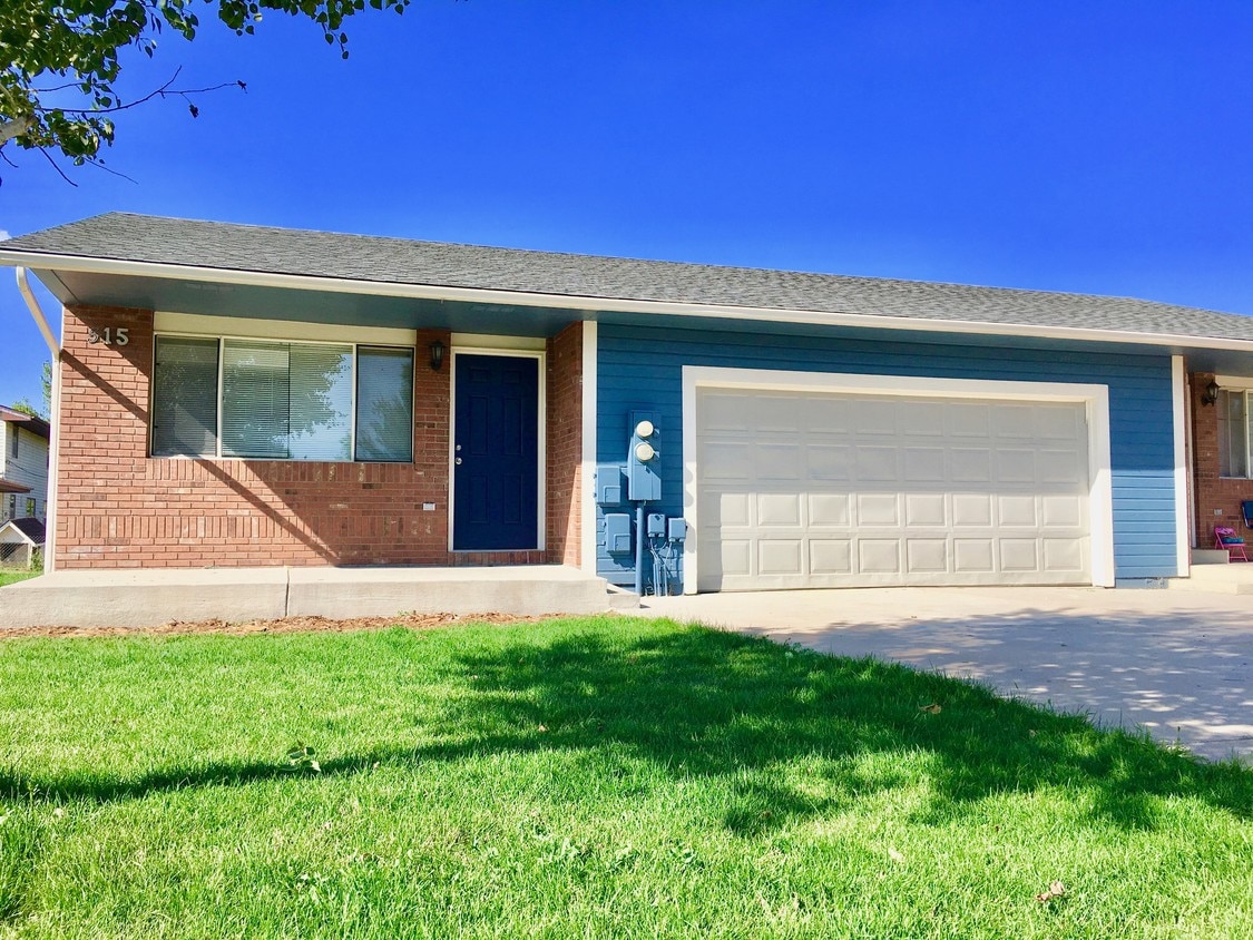 515 King Ct, Evans, CO 80620 Townhome Rentals in Evans CO