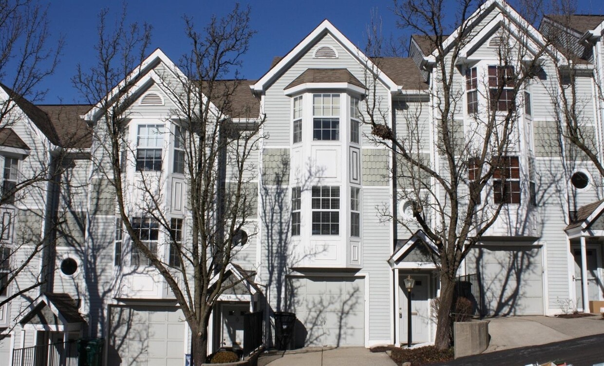 Primary Photo - 600 Delta Ave
