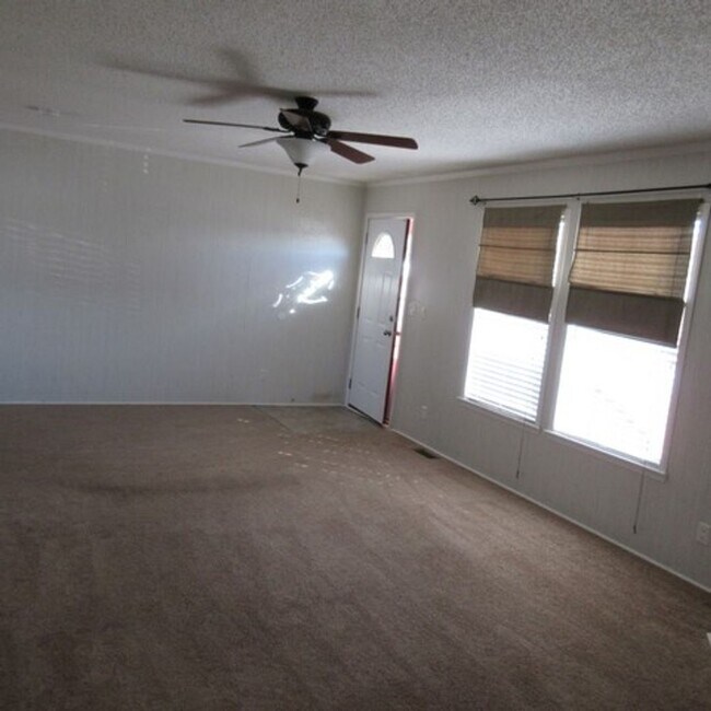 Foto del edificio - 123 Magnolia Gardens Dr