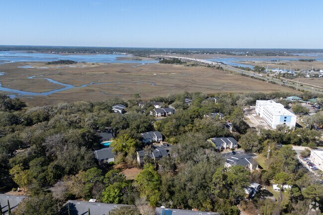 Foto aérea - Marsh Cove