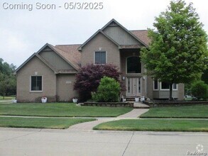 Building Photo - 43668 Fallen Tree Dr
