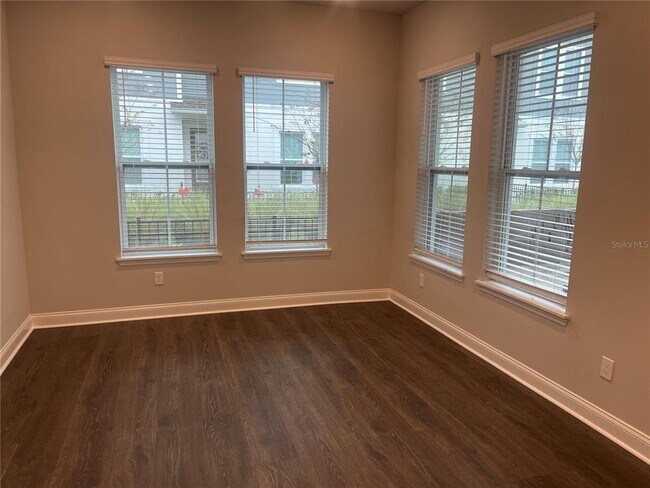 Building Photo - 474 Wishbone Ln