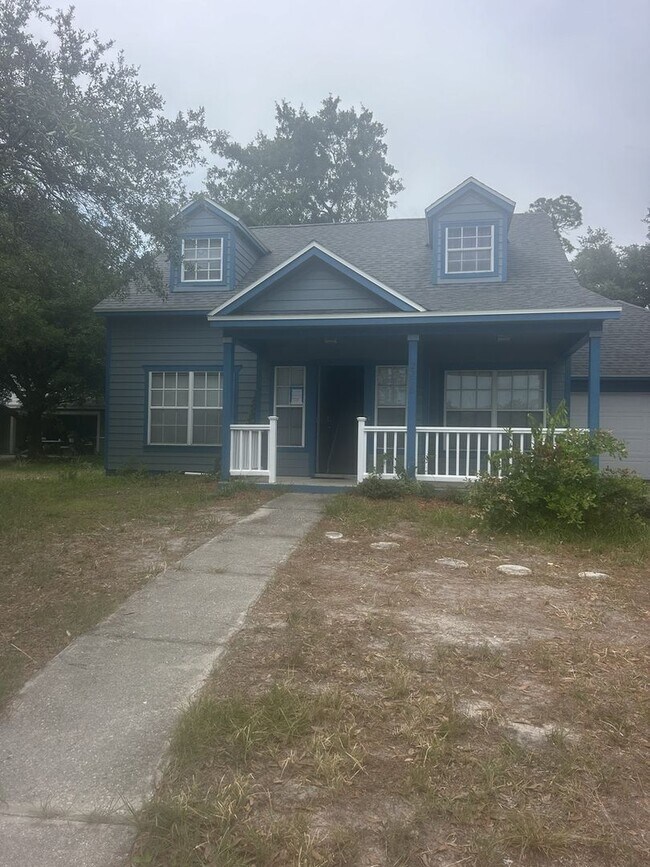 Foto del edificio - 2236 NE 13th Ave