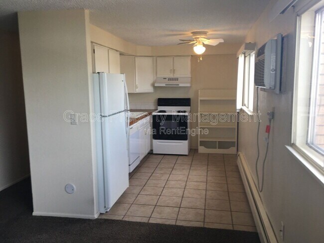 Foto del edificio - 7091 Hooker St