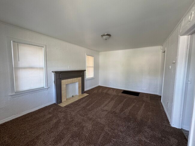 Foto del edificio - 2108 NE 18th St