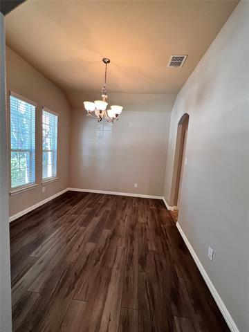 Building Photo - 3525 Twin Pines Dr