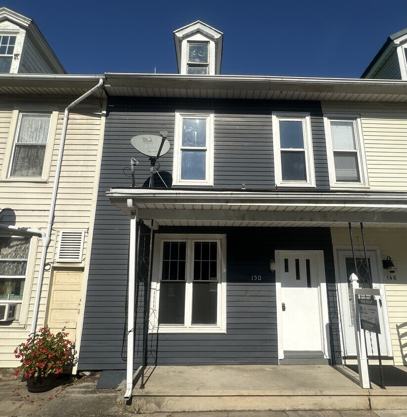 Primary Photo - 150 N 2nd St