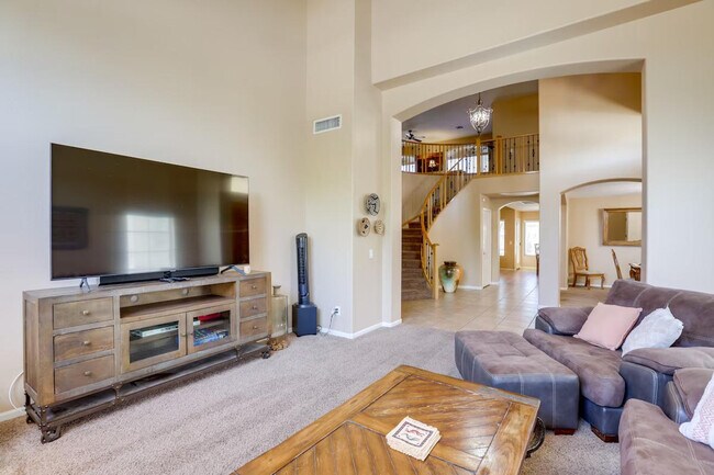 Building Photo - 16352 W Roosevelt St