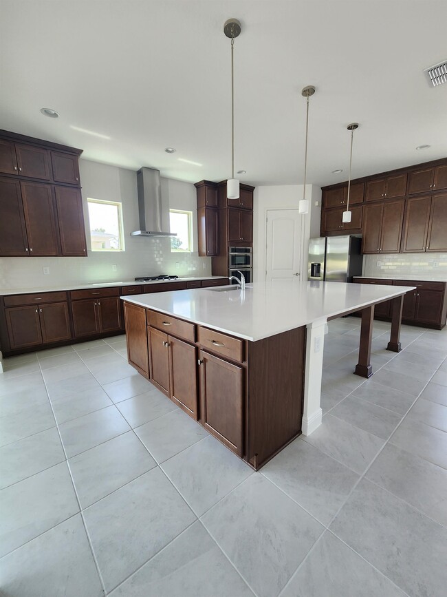 Building Photo - 2801 Willowseed Ln