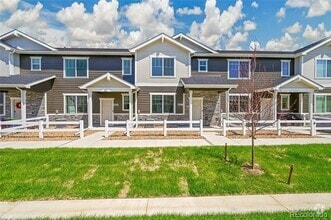 Building Photo - 427 Condor Wy