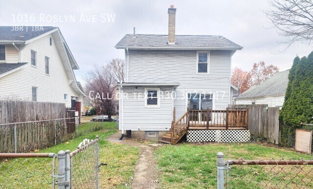 Building Photo - Three bedroom house ready for you to move ...