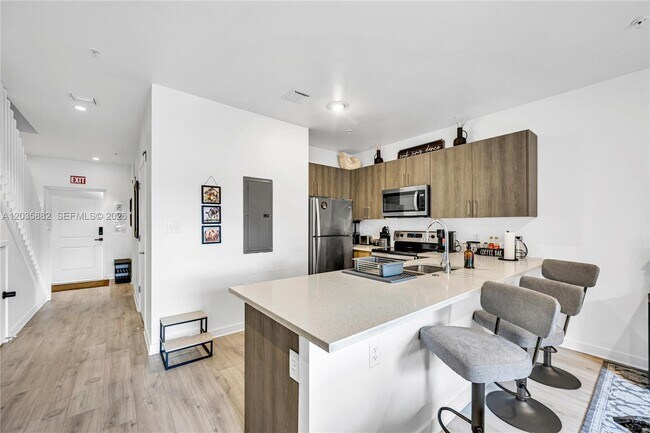 Building Photo - 171 NW 158th St
