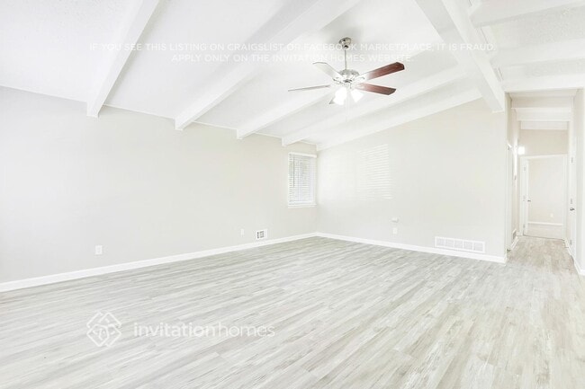 Building Photo - 2996 Horse Shoe Dr