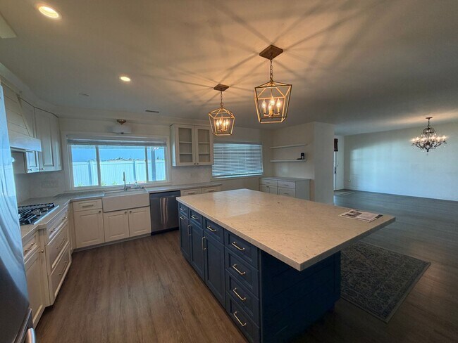 Foto del edificio - Renovated Rancho Bernardo 55+ Community 2 Bedroom 2 Bathroom Home