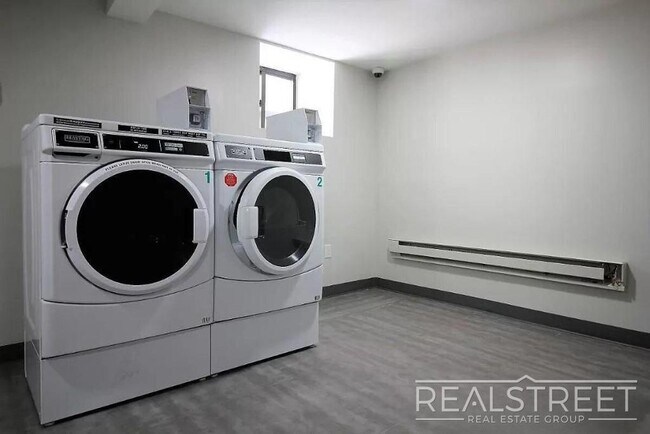Plano de planta - 1259 LINCOLN PLACE