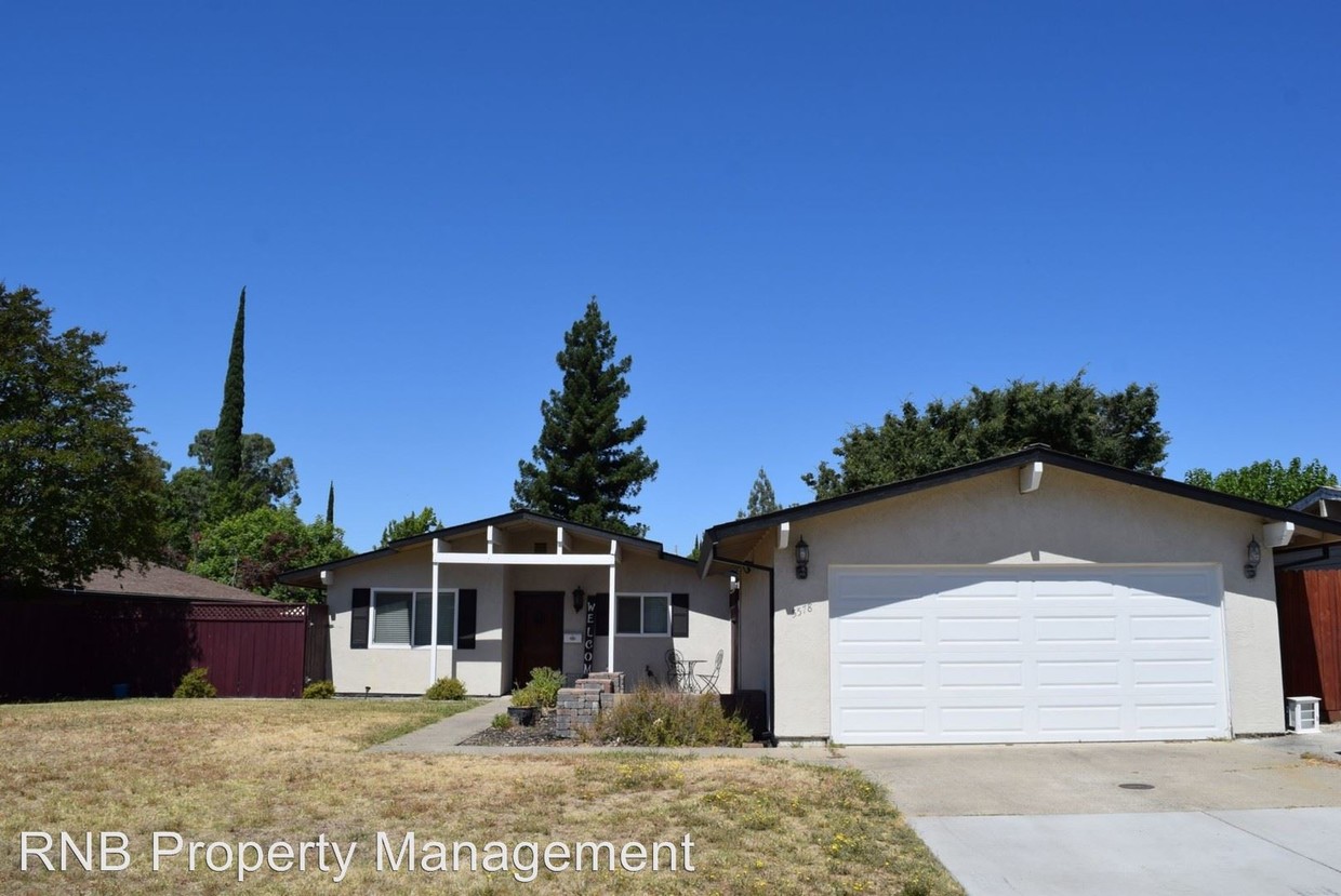 Primary Photo - 4 br, 2 bath House - 5578 Coronado Way