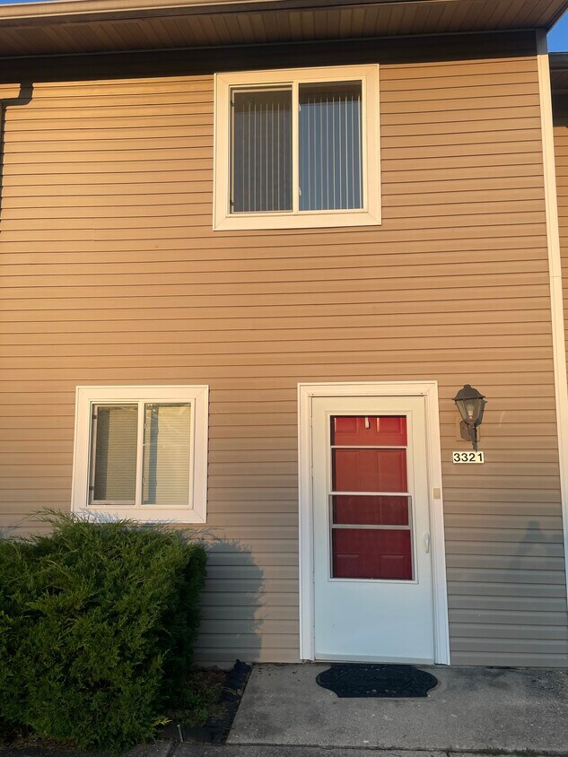 Primary Photo - 3321 Kimball Rd