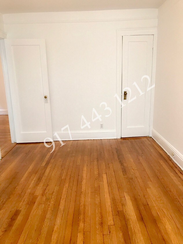 Primary Photo - 30-63 33rd St
