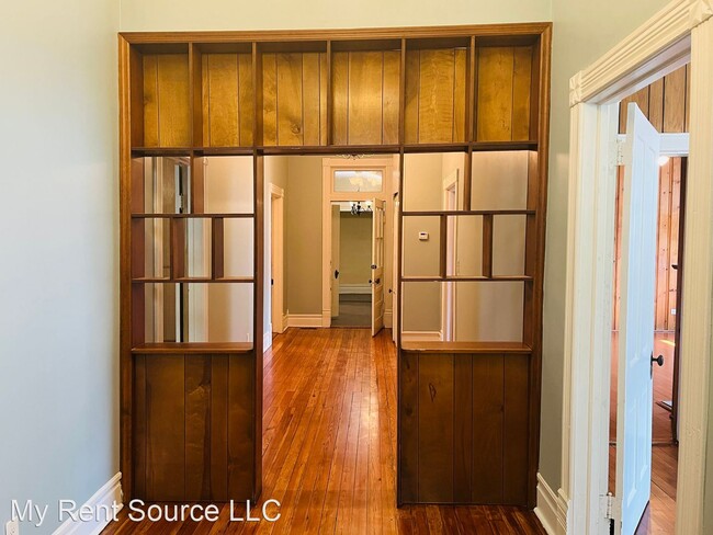 Building Photo - 3 br, 2 bath House - 7 Temple Ave
