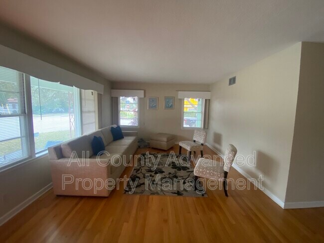 Foto del edificio - 214 S Highland Ave