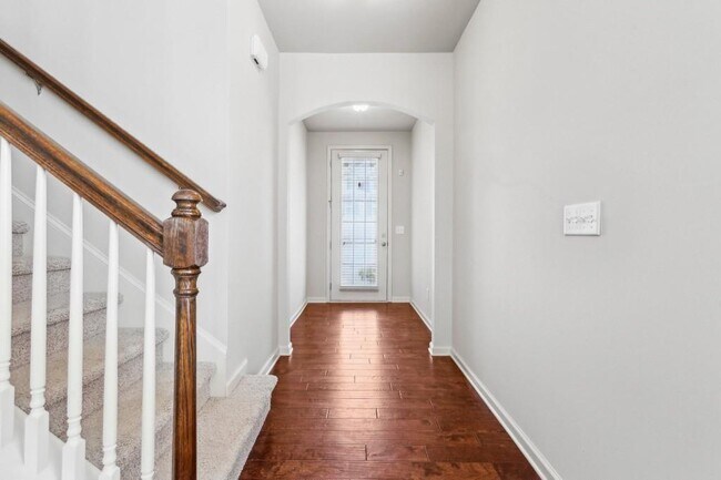 Foto del edificio - 3515 Brockenhurst Dr