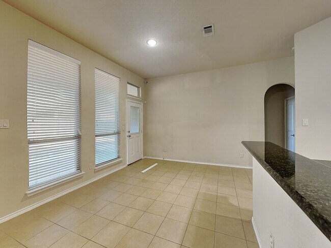 Building Photo - 1605 Grey Willow Ln