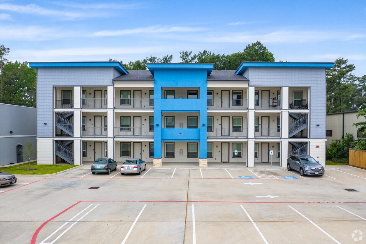 Building Photo - Azul Apartments