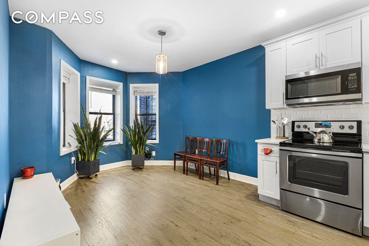 464 Ridgewood Ave Unit 1, Brooklyn, NY 11208 Room for Rent in