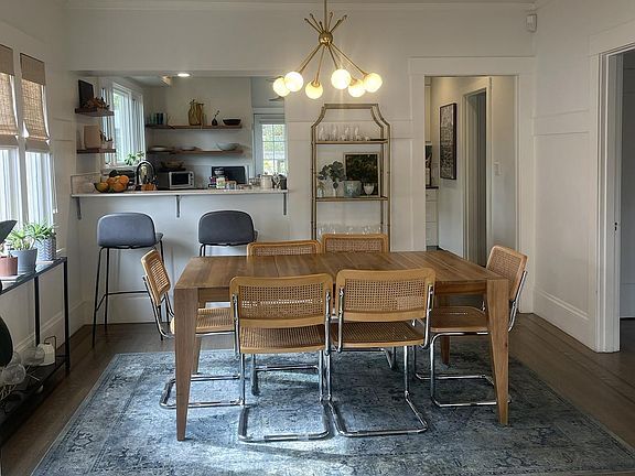 Foto del edificio - 5119 Desmond St