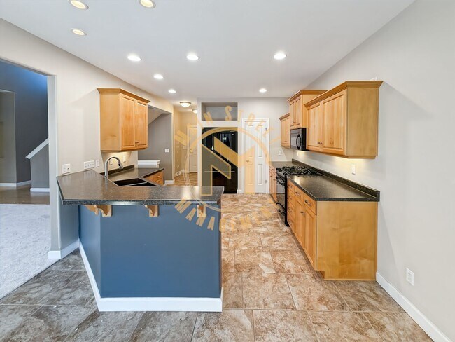 Foto del edificio - Executive Duplex: 3 Bed 3.5 Bath w/ 2 Stall Heated Garage