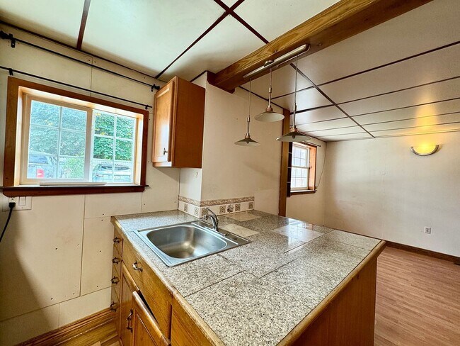 Foto del edificio - 423 E 12th St