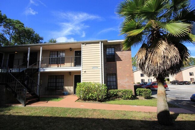 Foto del edificio - 21020 Voyager Blvd