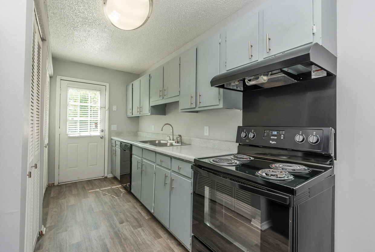 Primary Photo - Crossings at Madison