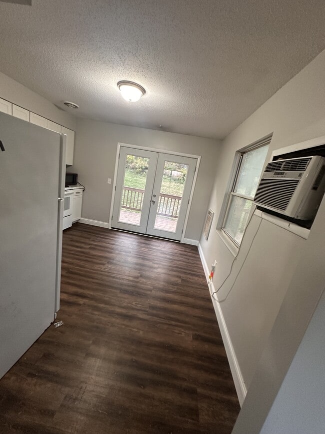 Foto del edificio - 3605 Wilson Ln