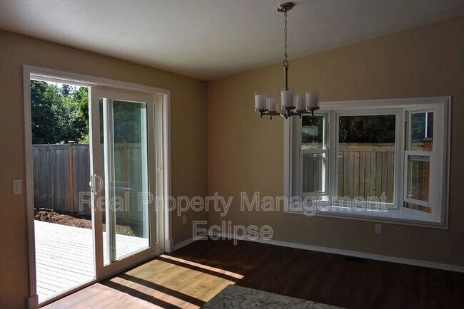 Foto del edificio - 12505 NE 199th St