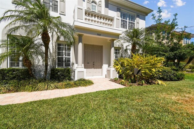Building Photo - 3307 W Sevilla St